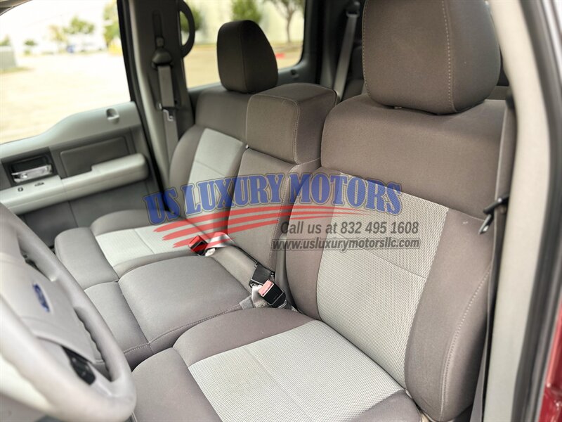 2004 Ford FORD F-150 CREW CAB XLT 76K LOW MILES 1 OWNER 4.6L V8 F SOHC 16V MINT   - Photo 51 - Stafford, TX 77477