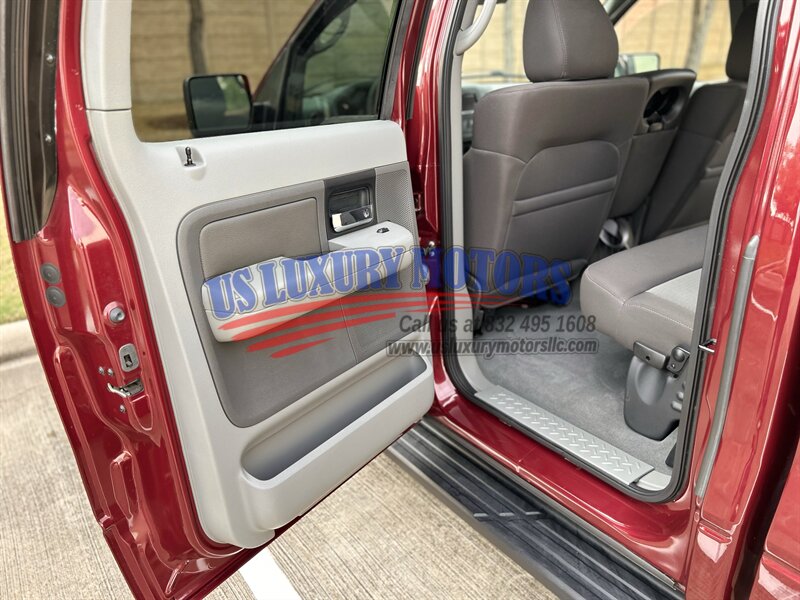 2004 Ford FORD F-150 CREW CAB XLT 76K LOW MILES 1 OWNER 4.6L V8 F SOHC 16V MINT   - Photo 59 - Stafford, TX 77477