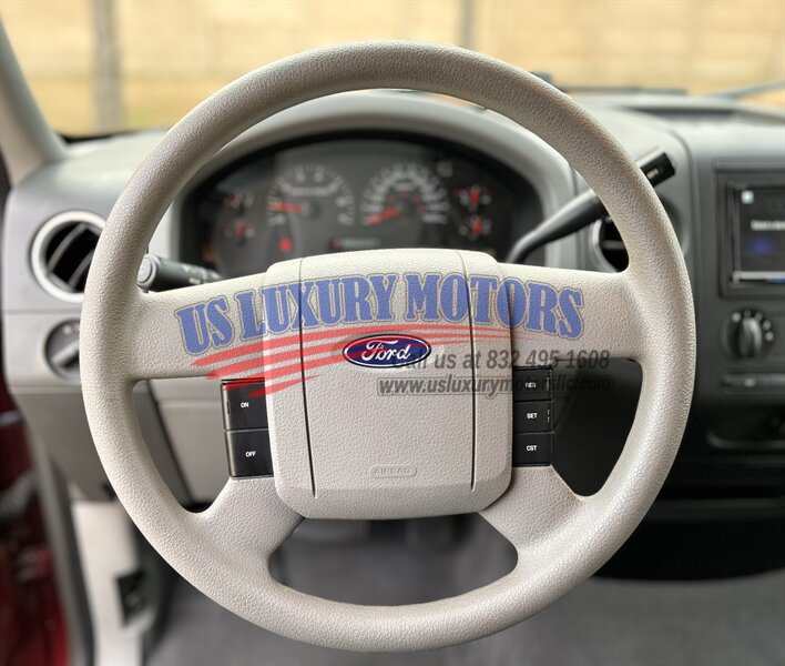 2004 Ford FORD F-150 CREW CAB XLT 76K LOW MILES 1 OWNER 4.6L V8 F SOHC 16V MINT   - Photo 45 - Stafford, TX 77477