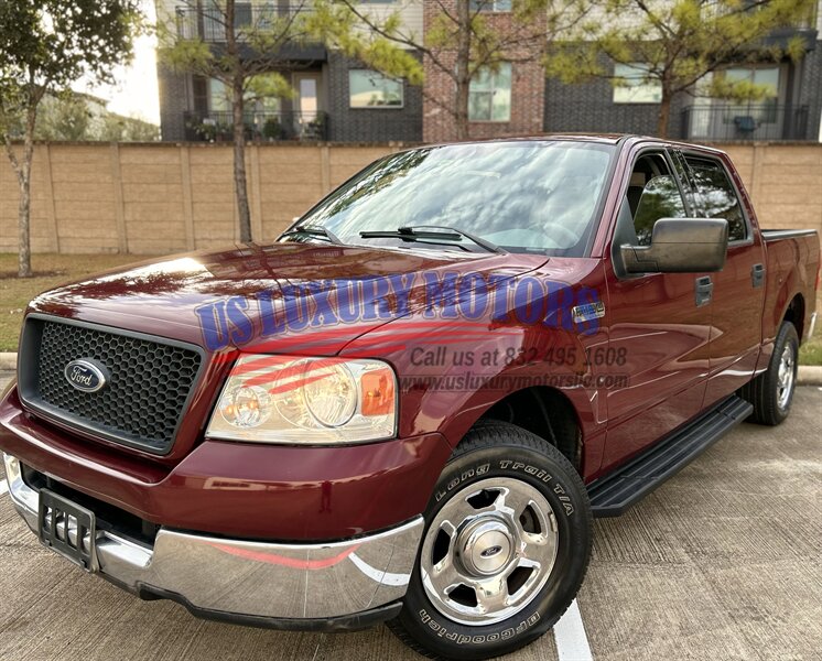 2004 Ford FORD F-150 CREW CAB XLT 76K LOW MILES 1 OWNER 4.6L V8 F SOHC 16V MINT   - Photo 4 - Stafford, TX 77477