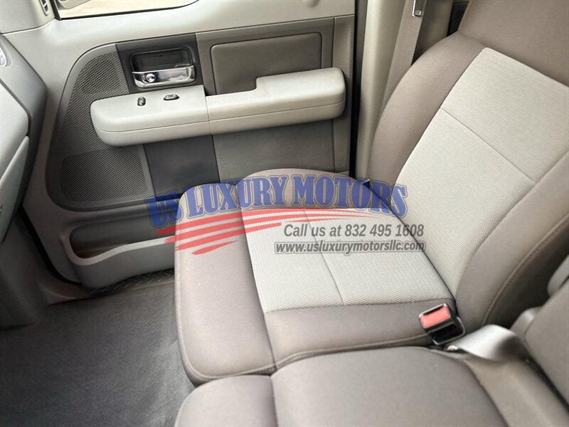 2004 Ford FORD F-150 CREW CAB XLT 76K LOW MILES 1 OWNER 4.6L V8 F SOHC 16V MINT   - Photo 54 - Stafford, TX 77477
