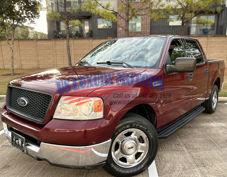 2004 Ford FORD F-150 CREW CAB XLT 76K LOW MILES 1 OWNER 4.6L V8 F SOHC 16V MINT   - Photo 3 - Stafford, TX 77477