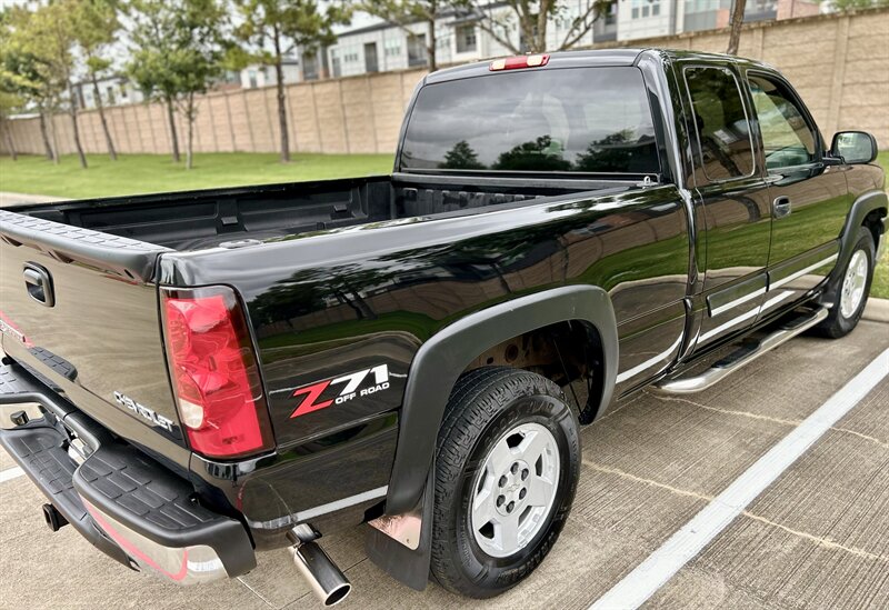 2004 Chevrolet CHEVROLET SILVERADO Z71 OFF ROAD 4X4 EXTENDED CAB 5.3L YOUTUBE VIDEO   - Photo 30 - Stafford, TX 77477