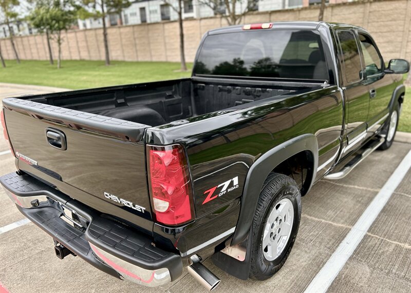 2004 Chevrolet CHEVROLET SILVERADO Z71 OFF ROAD 4X4 EXTENDED CAB 5.3L YOUTUBE VIDEO   - Photo 31 - Stafford, TX 77477