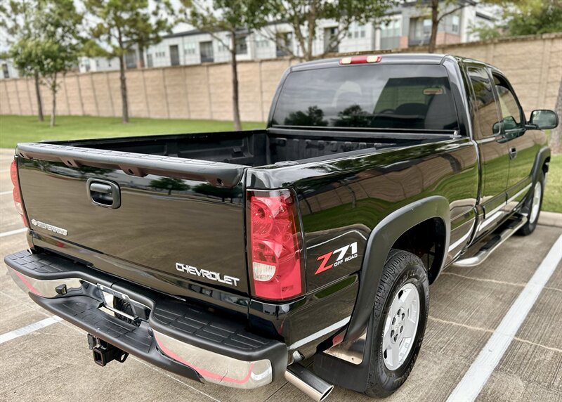 2004 Chevrolet CHEVROLET SILVERADO Z71 OFF ROAD 4X4 EXTENDED CAB 5.3L YOUTUBE VIDEO   - Photo 29 - Stafford, TX 77477