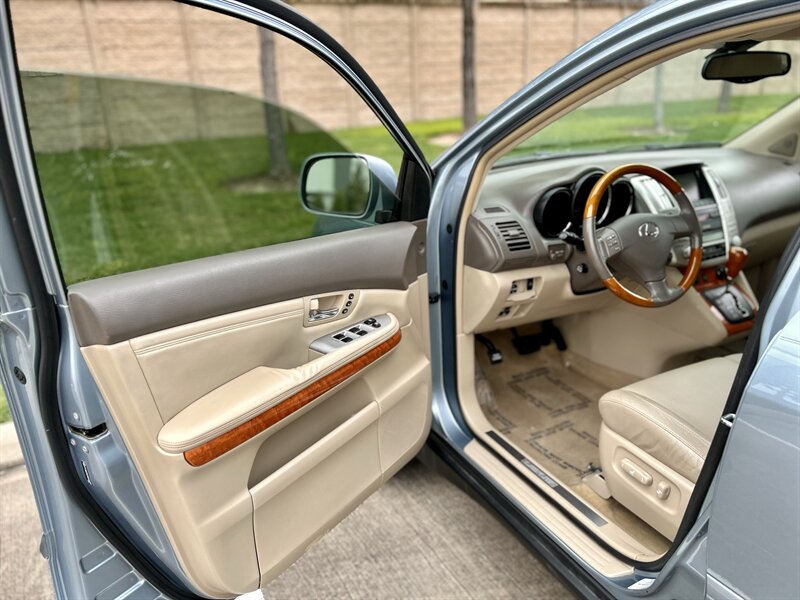 2004 Lexus LEXUS RX 330 NAVIGATION LEATHER 76K LOW MILES YOUTUBE VIDEO   - Photo 49 - Stafford, TX 77477