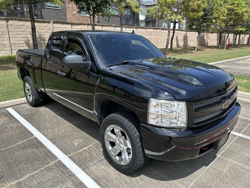 2008 Chevrolet CHEVROLET SILVERADO LT EXTENDED CAB 4X4 SHORT-BED COVER TOW PKG   - Photo 12 - Stafford, TX 77477