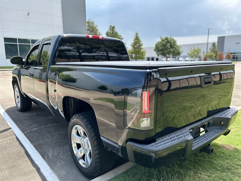 2008 Chevrolet CHEVROLET SILVERADO LT EXTENDED CAB 4X4 SHORT-BED COVER TOW PKG   - Photo 22 - Stafford, TX 77477