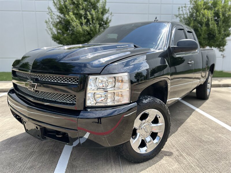 2008 Chevrolet CHEVROLET SILVERADO LT EXTENDED CAB 4X4 SHORT-BED COVER TOW PKG   - Photo 2 - Stafford, TX 77477
