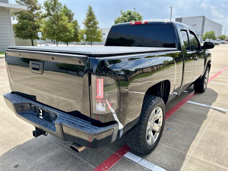 2008 Chevrolet CHEVROLET SILVERADO LT EXTENDED CAB 4X4 SHORT-BED COVER TOW PKG   - Photo 16 - Stafford, TX 77477