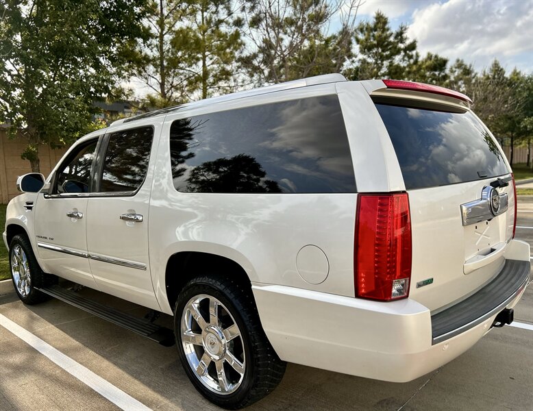2011 Cadillac CADILLAC ESCALADE ESV PREMIUM NAVIGATIION DVD YOUTUBE VIDEO   - Photo 22 - Stafford, TX 77477