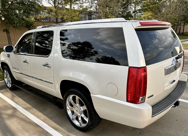 2011 Cadillac CADILLAC ESCALADE ESV PREMIUM NAVIGATIION DVD YOUTUBE VIDEO   - Photo 21 - Stafford, TX 77477