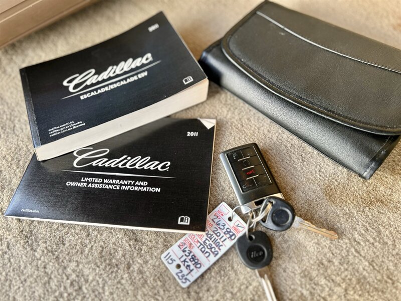 2011 Cadillac CADILLAC ESCALADE ESV PREMIUM NAVIGATIION DVD YOUTUBE VIDEO   - Photo 82 - Stafford, TX 77477