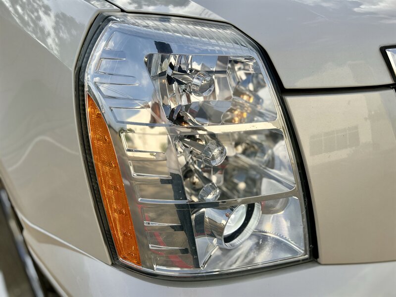 2011 Cadillac CADILLAC ESCALADE ESV PREMIUM NAVIGATIION DVD YOUTUBE VIDEO   - Photo 33 - Stafford, TX 77477