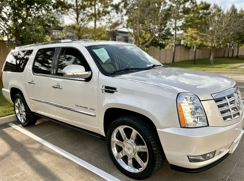 2011 Cadillac CADILLAC ESCALADE ESV PREMIUM NAVIGATIION DVD YOUTUBE VIDEO   - Photo 17 - Stafford, TX 77477