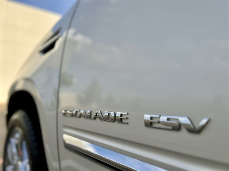 2011 Cadillac CADILLAC ESCALADE ESV PREMIUM NAVIGATIION DVD YOUTUBE VIDEO   - Photo 41 - Stafford, TX 77477