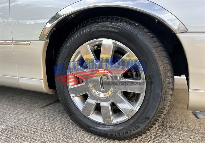 2004 Lincoln LINCOLN TOWN CAR ULTIMATE LIMITED NAV CARRIAGE TOP CHROME WHEELS   - Photo 82 - Stafford, TX 77477