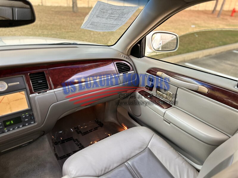 2004 Lincoln LINCOLN TOWN CAR ULTIMATE LIMITED NAV CARRIAGE TOP CHROME WHEELS   - Photo 64 - Stafford, TX 77477