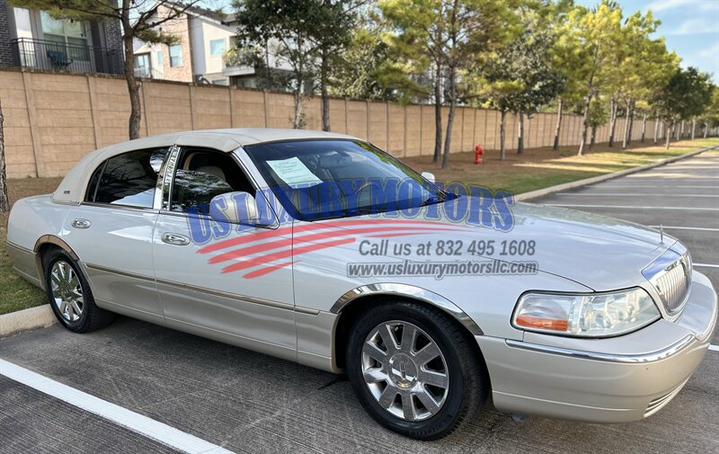 2004 Lincoln LINCOLN TOWN CAR ULTIMATE LIMITED NAV CARRIAGE TOP CHROME WHEELS   - Photo 9 - Stafford, TX 77477