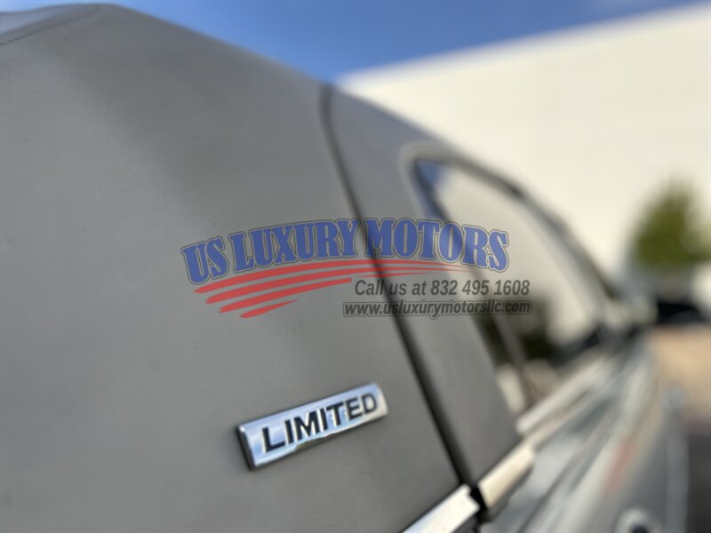 2004 Lincoln LINCOLN TOWN CAR ULTIMATE LIMITED NAV CARRIAGE TOP CHROME WHEELS   - Photo 33 - Stafford, TX 77477
