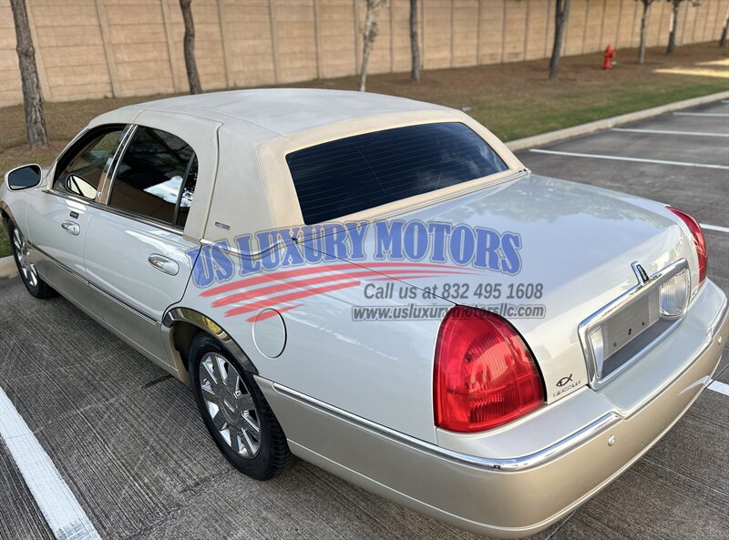 2004 Lincoln LINCOLN TOWN CAR ULTIMATE LIMITED NAV CARRIAGE TOP CHROME WHEELS   - Photo 21 - Stafford, TX 77477