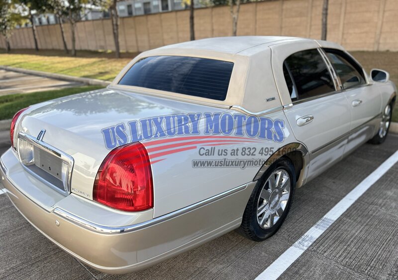 2004 Lincoln LINCOLN TOWN CAR ULTIMATE LIMITED NAV CARRIAGE TOP CHROME WHEELS   - Photo 15 - Stafford, TX 77477