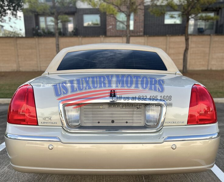 2004 Lincoln LINCOLN TOWN CAR ULTIMATE LIMITED NAV CARRIAGE TOP CHROME WHEELS   - Photo 17 - Stafford, TX 77477
