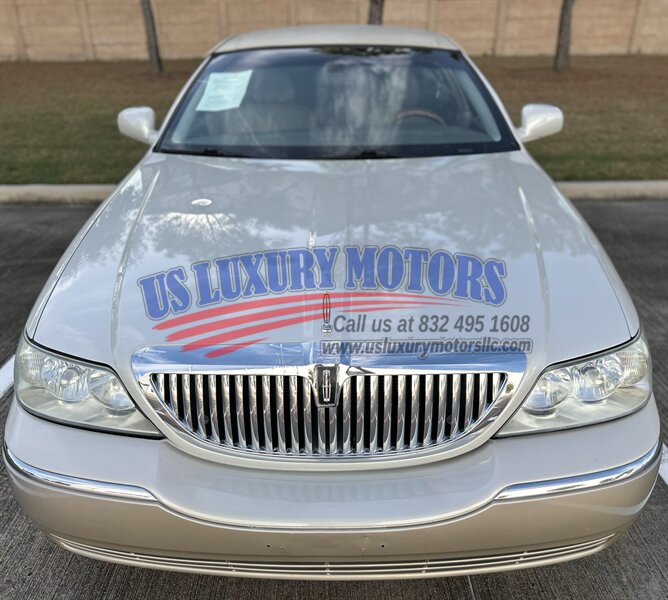 2004 Lincoln LINCOLN TOWN CAR ULTIMATE LIMITED NAV CARRIAGE TOP CHROME WHEELS   - Photo 5 - Stafford, TX 77477