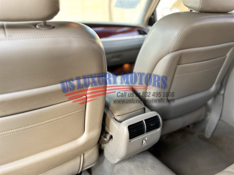 2004 Lincoln LINCOLN TOWN CAR ULTIMATE LIMITED NAV CARRIAGE TOP CHROME WHEELS   - Photo 73 - Stafford, TX 77477