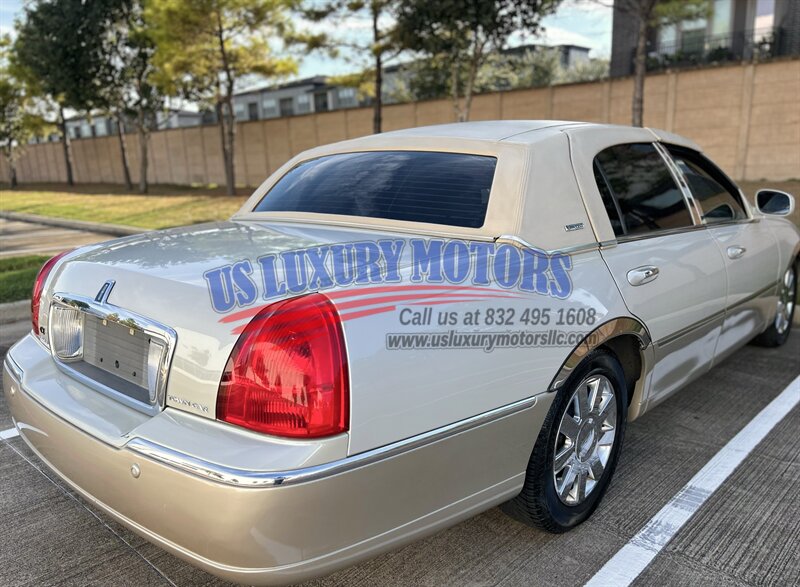 2004 Lincoln LINCOLN TOWN CAR ULTIMATE LIMITED NAV CARRIAGE TOP CHROME WHEELS   - Photo 14 - Stafford, TX 77477
