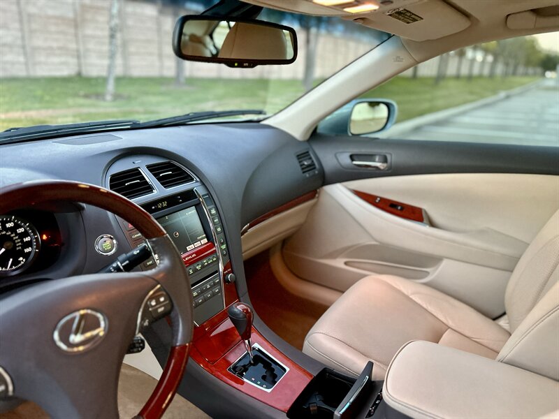 2011 Lexus LEXUS ES 350 NAVIGATION 39K SUPER LOW MILES YOUTUBE VIDEO   - Photo 34 - Stafford, TX 77477