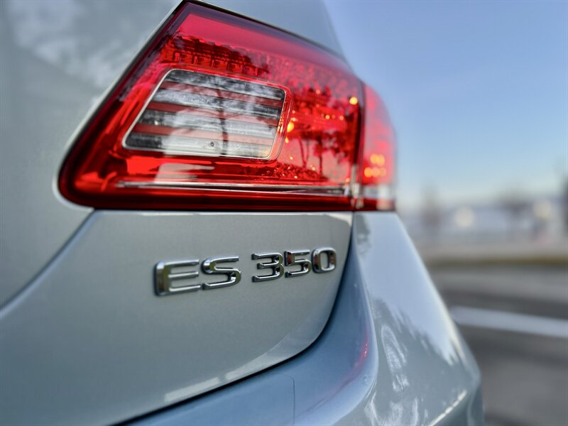 2011 Lexus LEXUS ES 350 NAVIGATION 39K SUPER LOW MILES YOUTUBE VIDEO   - Photo 20 - Stafford, TX 77477