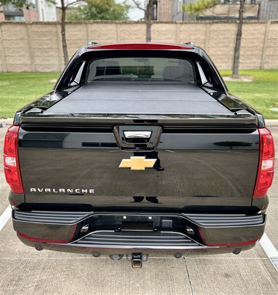 2012 Chevrolet CHEVROLET AVALANCHE LTZ NAVIGATION LTHR 39K SUPER LOW MILES YOUTUBE VIDEO   - Photo 16 - Stafford, TX 77477