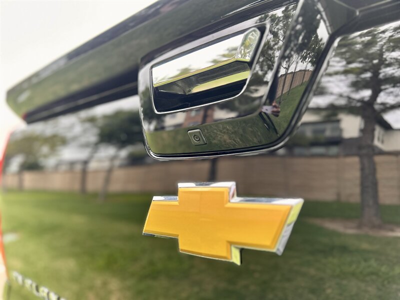 2012 Chevrolet CHEVROLET AVALANCHE LTZ NAVIGATION LTHR 39K SUPER LOW MILES YOUTUBE VIDEO   - Photo 43 - Stafford, TX 77477