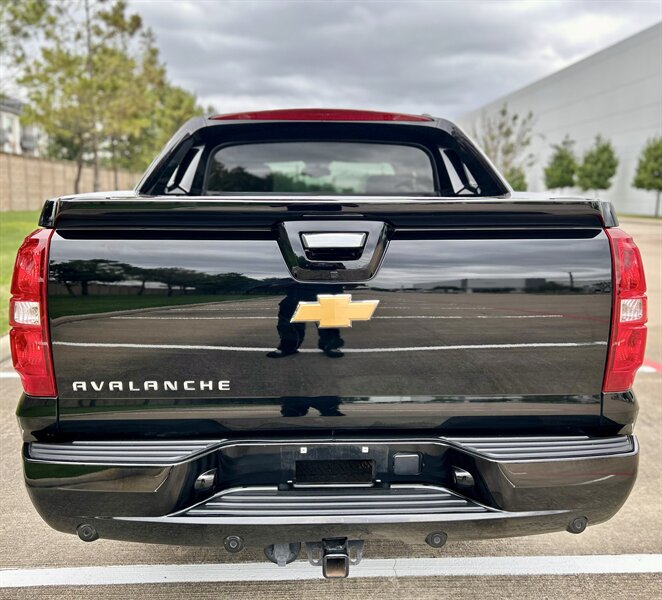 2012 Chevrolet CHEVROLET AVALANCHE LTZ NAVIGATION LTHR 39K SUPER LOW MILES YOUTUBE VIDEO   - Photo 17 - Stafford, TX 77477