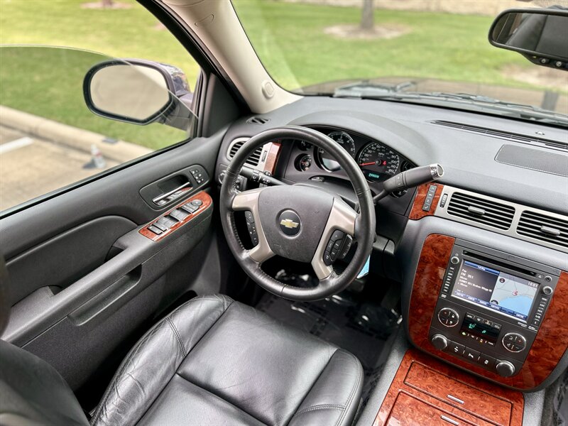 2012 Chevrolet CHEVROLET AVALANCHE LTZ NAVIGATION LTHR 39K SUPER LOW MILES YOUTUBE VIDEO   - Photo 83 - Stafford, TX 77477