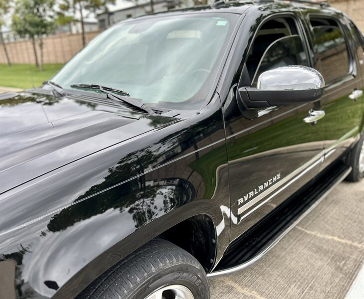 2012 Chevrolet CHEVROLET AVALANCHE LTZ NAVIGATION LTHR 39K SUPER LOW MILES YOUTUBE VIDEO   - Photo 50 - Stafford, TX 77477