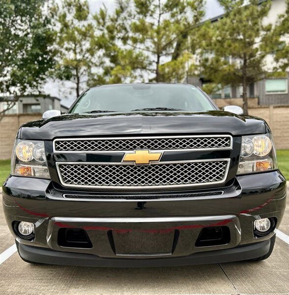 2012 Chevrolet CHEVROLET AVALANCHE LTZ NAVIGATION LTHR 39K SUPER LOW MILES YOUTUBE VIDEO   - Photo 8 - Stafford, TX 77477