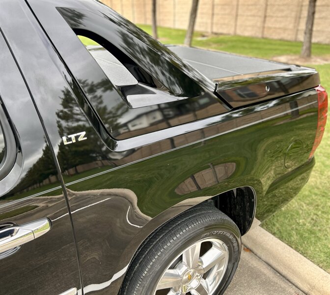 2012 Chevrolet CHEVROLET AVALANCHE LTZ NAVIGATION LTHR 39K SUPER LOW MILES YOUTUBE VIDEO   - Photo 39 - Stafford, TX 77477