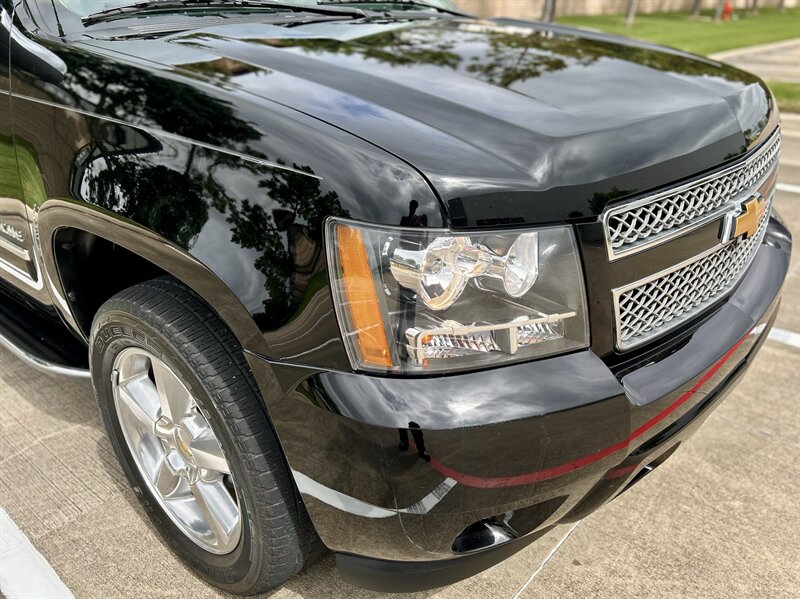 2012 Chevrolet CHEVROLET AVALANCHE LTZ NAVIGATION LTHR 39K SUPER LOW MILES YOUTUBE VIDEO   - Photo 33 - Stafford, TX 77477