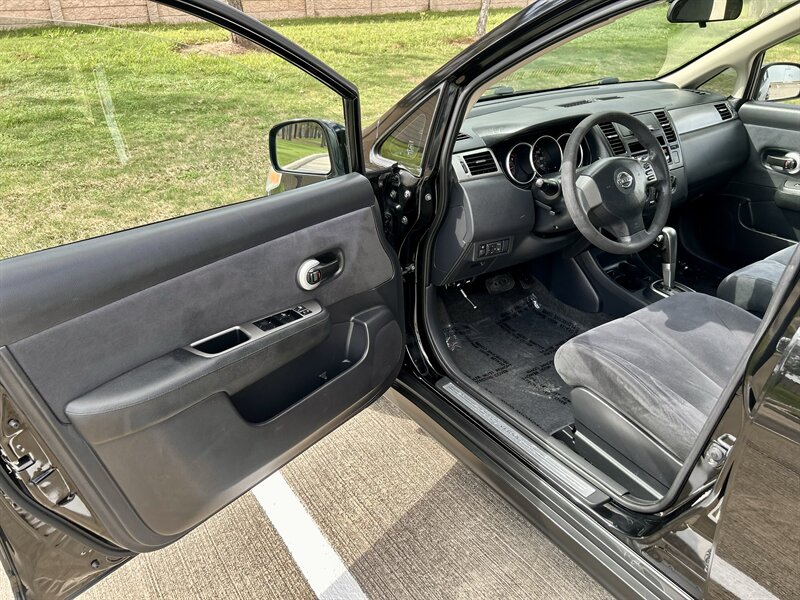 2008 Nissan Versa 1.8 S   - Photo 18 - Stafford, TX 77477