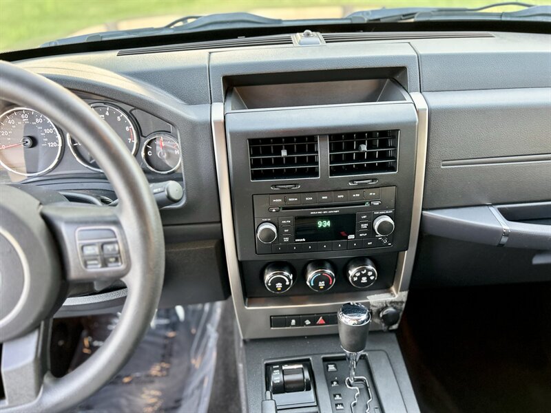 2012 Jeep JEEP LIBERTY SPORT 4X4 TRAIL RATED 3.7L V6 4WD YOUTUBE VIDEO   - Photo 53 - Stafford, TX 77477