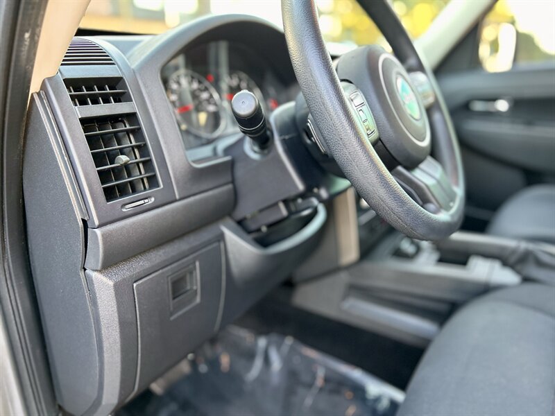 2012 Jeep JEEP LIBERTY SPORT 4X4 TRAIL RATED 3.7L V6 4WD YOUTUBE VIDEO   - Photo 51 - Stafford, TX 77477