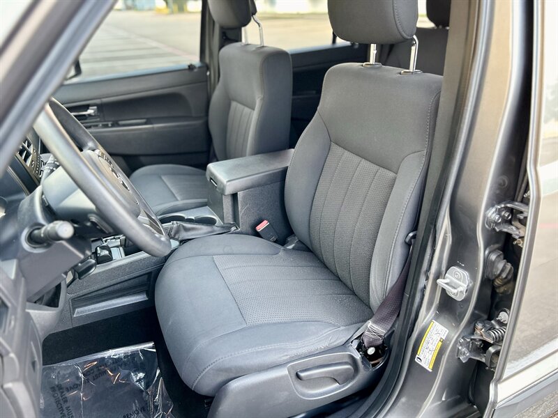 2012 Jeep JEEP LIBERTY SPORT 4X4 TRAIL RATED 3.7L V6 4WD YOUTUBE VIDEO   - Photo 35 - Stafford, TX 77477