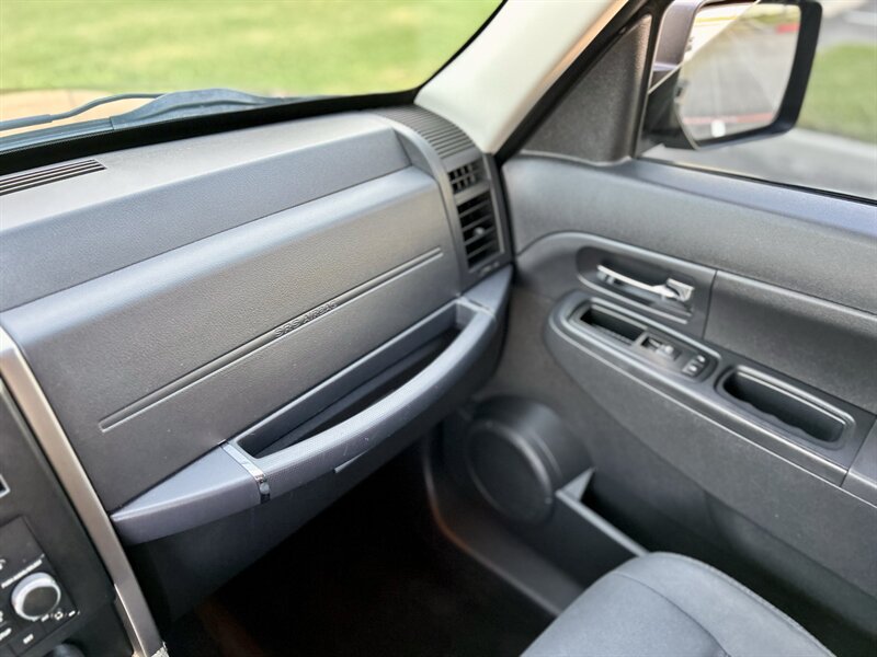 2012 Jeep JEEP LIBERTY SPORT 4X4 TRAIL RATED 3.7L V6 4WD YOUTUBE VIDEO   - Photo 41 - Stafford, TX 77477