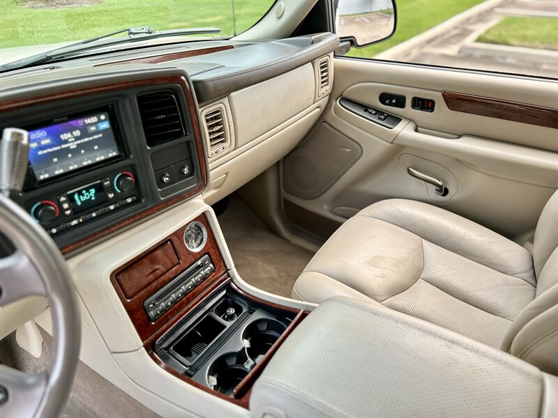 2005 Cadillac CADILLAC ESCALADE EXT AWD LEATHER 6.0L VORTEC V8 YOUTUBE VIDEO   - Photo 46 - Stafford, TX 77477