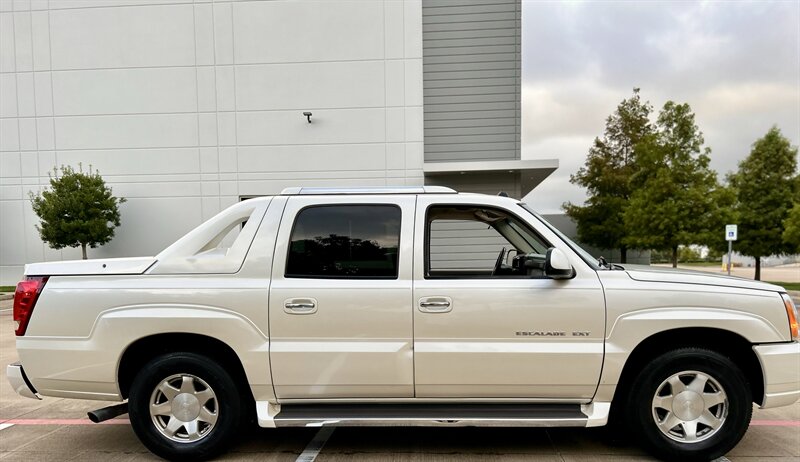 2005 Cadillac CADILLAC ESCALADE EXT AWD LEATHER 6.0L VORTEC V8 YOUTUBE VIDEO   - Photo 13 - Stafford, TX 77477