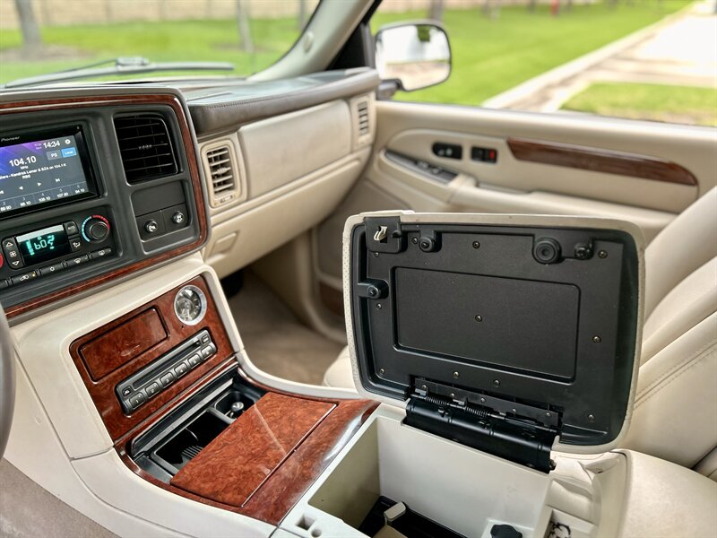 2005 Cadillac CADILLAC ESCALADE EXT AWD LEATHER 6.0L VORTEC V8 YOUTUBE VIDEO   - Photo 56 - Stafford, TX 77477