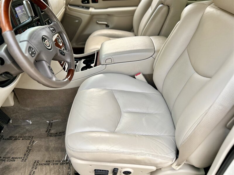 2005 Cadillac CADILLAC ESCALADE EXT AWD LEATHER 6.0L VORTEC V8 YOUTUBE VIDEO   - Photo 40 - Stafford, TX 77477