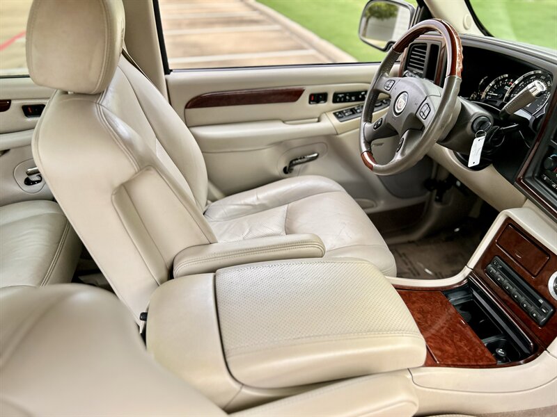 2005 Cadillac CADILLAC ESCALADE EXT AWD LEATHER 6.0L VORTEC V8 YOUTUBE VIDEO   - Photo 51 - Stafford, TX 77477